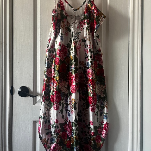 FLOWERY SLIP DRESS - Picture 4 of 11